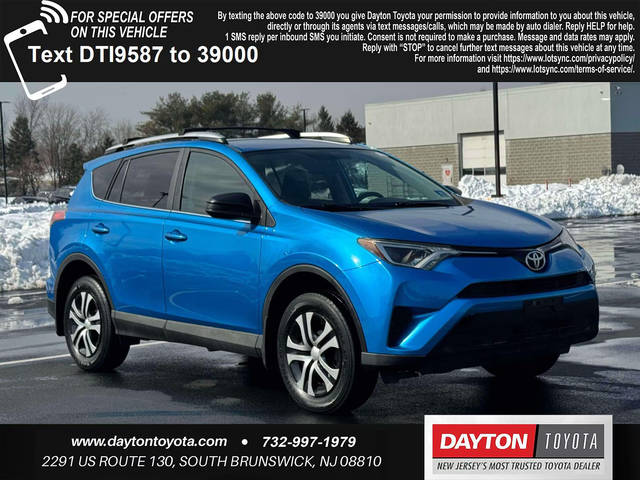 2016 Toyota RAV4 LE AWD photo