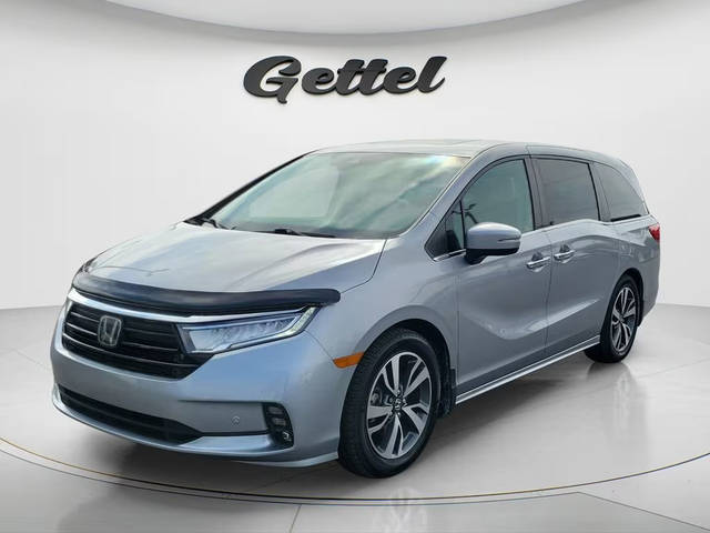 2023 Honda Odyssey Touring FWD photo