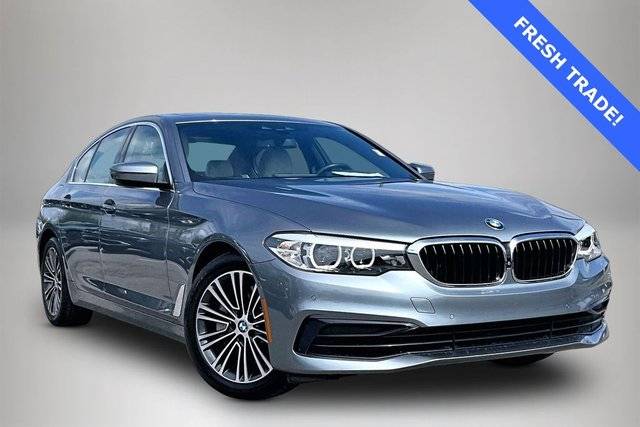 2019 BMW 5 Series 540i RWD photo