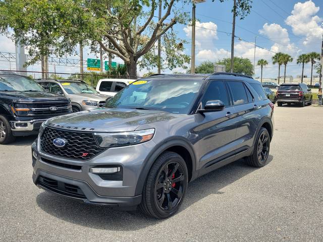 2022 Ford Explorer ST RWD photo