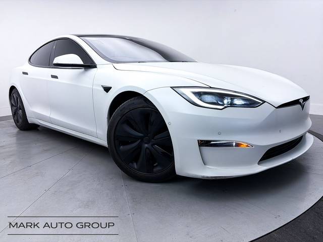 2022 Tesla Model S  AWD photo