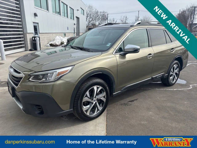 2022 Subaru Outback Touring AWD photo
