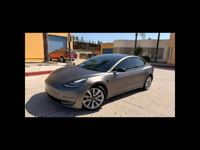 2018 Tesla Model 3 RWD photo