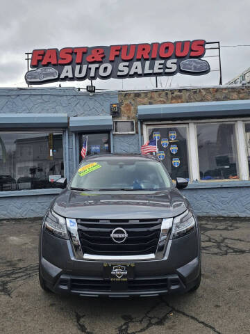 2022 Nissan Pathfinder SV 4WD photo