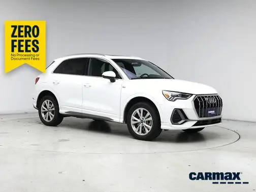 2023 Audi Q3 S line Premium AWD photo
