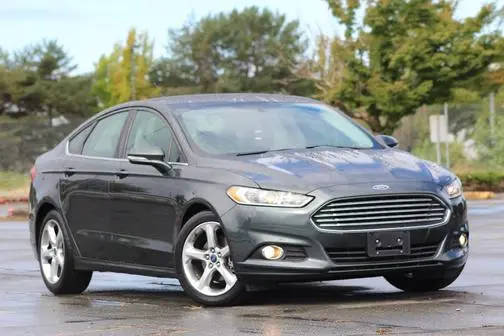 2015 Ford Fusion SE FWD photo