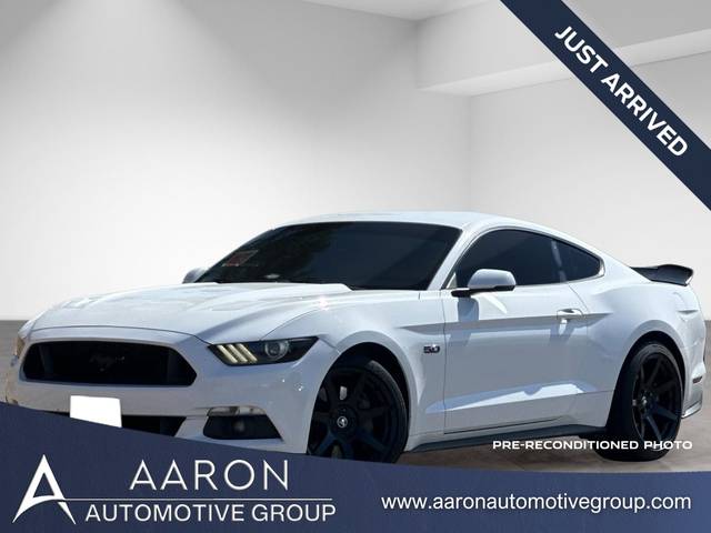2015 Ford Mustang GT Premium RWD photo