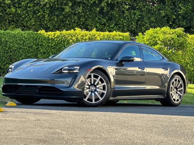 2022 Porsche Taycan 4S AWD photo