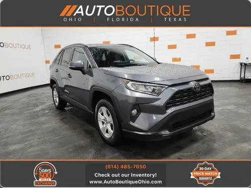 2021 Toyota RAV4 XLE FWD photo