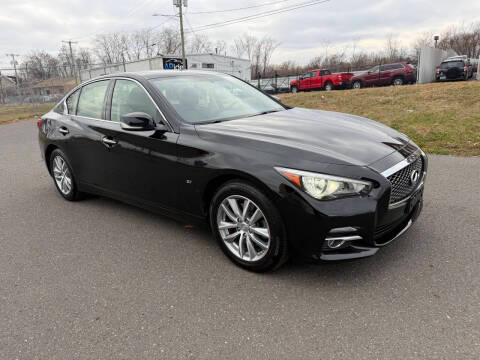 2015 Infiniti Q50  AWD photo