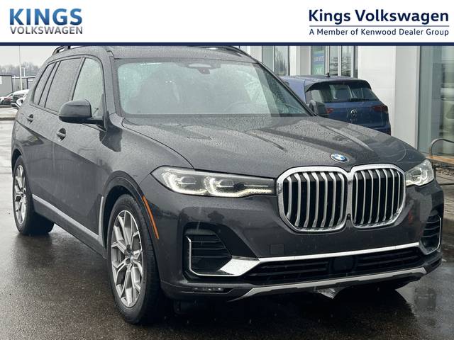 2022 BMW X7 xDrive40i AWD photo