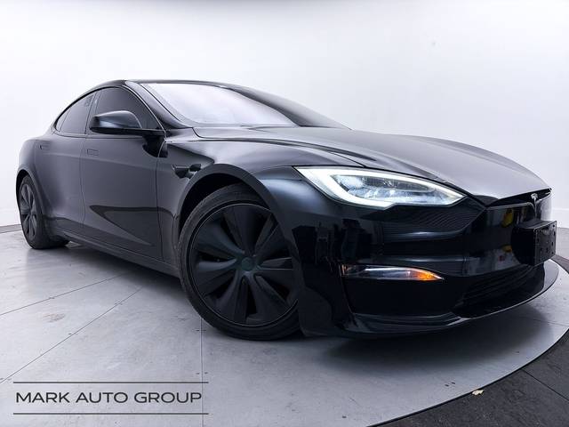 2022 Tesla Model S Plaid AWD photo