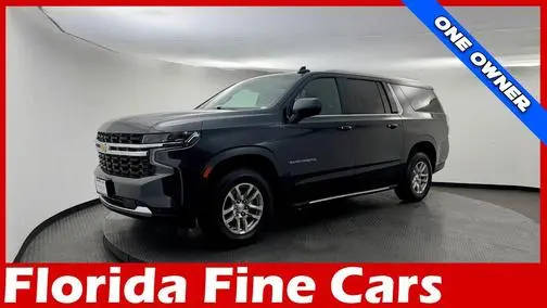 2022 Chevrolet Suburban LS 4WD photo
