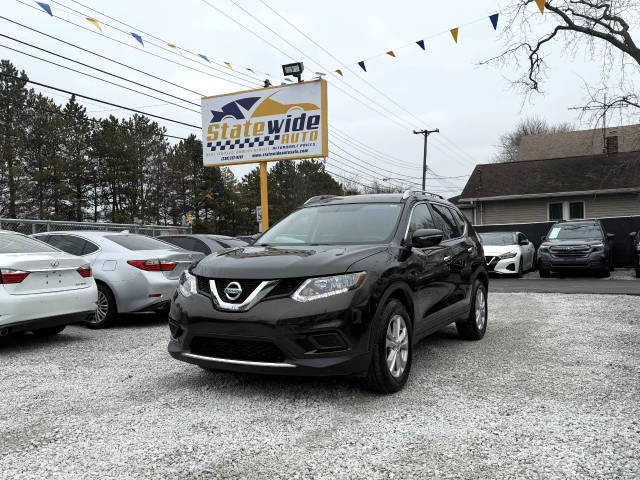 2015 Nissan Rogue SV FWD photo