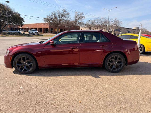 2021 Chrysler 300 300S RWD photo