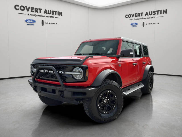2023 Ford Bronco 4 Door Wildtrak 4WD photo