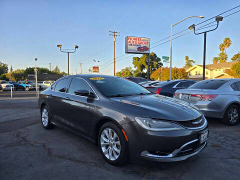 2015 Chrysler 200 C FWD photo