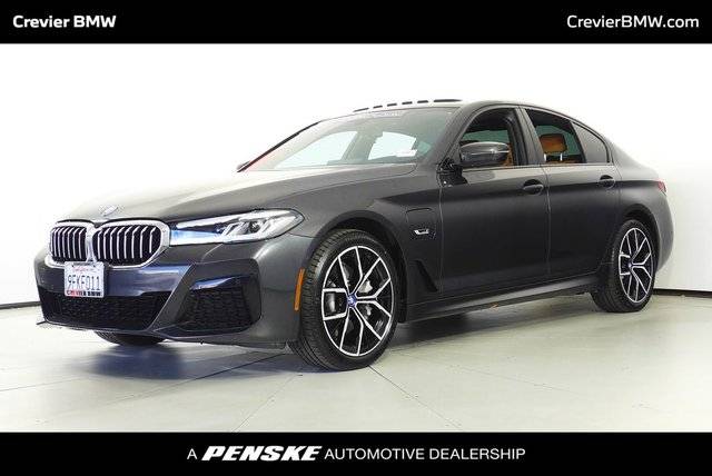 2023 BMW 5 Series 530e RWD photo