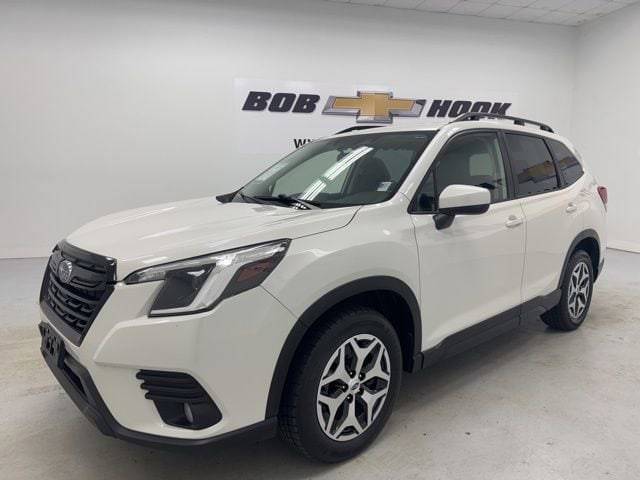 2022 Subaru Forester Premium AWD photo