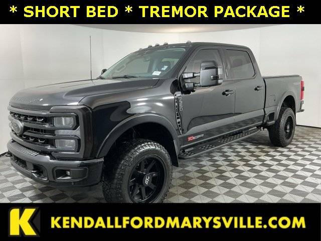 2023 Ford  LARIAT 4WD photo