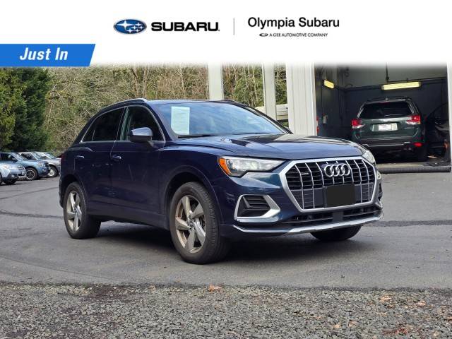 2020 Audi Q3 Premium AWD photo