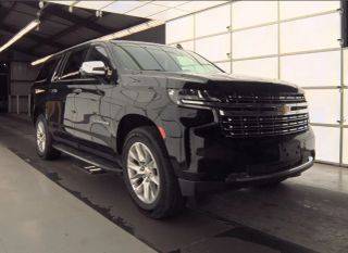 2023 Chevrolet Suburban Premier 4WD photo