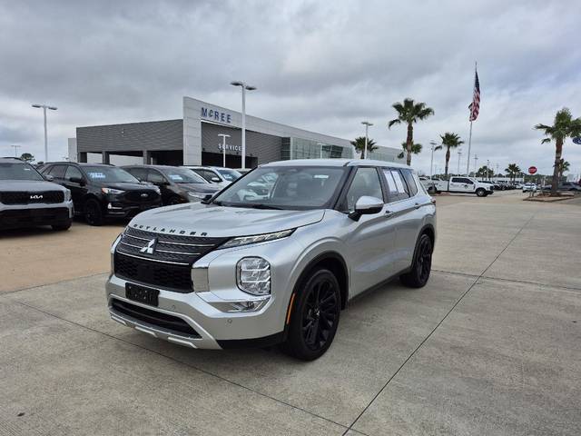 2023 Mitsubishi Outlander SE FWD photo
