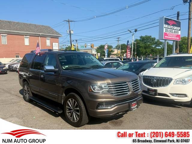 2015 Lincoln Navigator 4WD photo