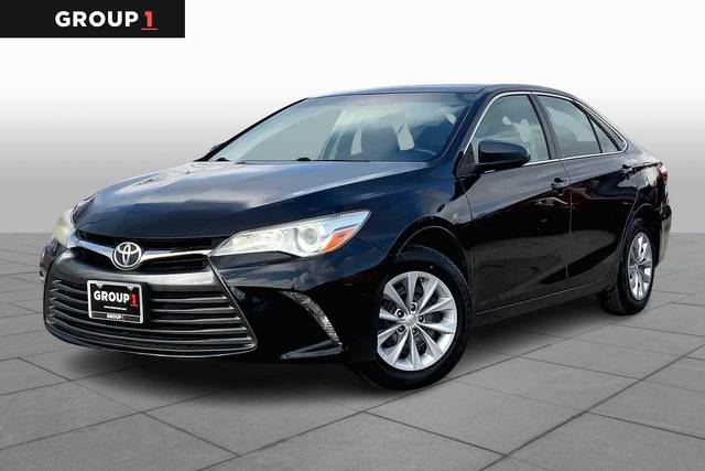 2017 Toyota Camry LE FWD photo