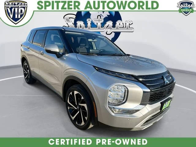 2023 Mitsubishi Outlander SE FWD photo