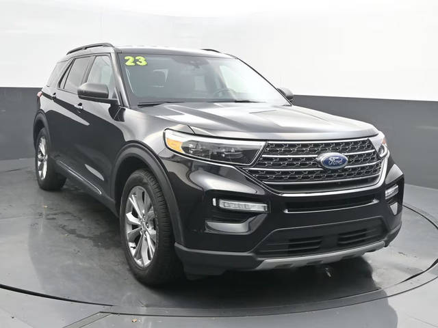 2023 Ford Explorer XLT RWD photo