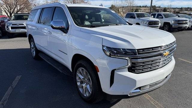2023 Chevrolet Suburban Premier 4WD photo