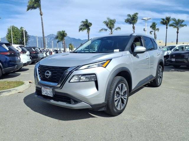 2023 Nissan Rogue SV FWD photo