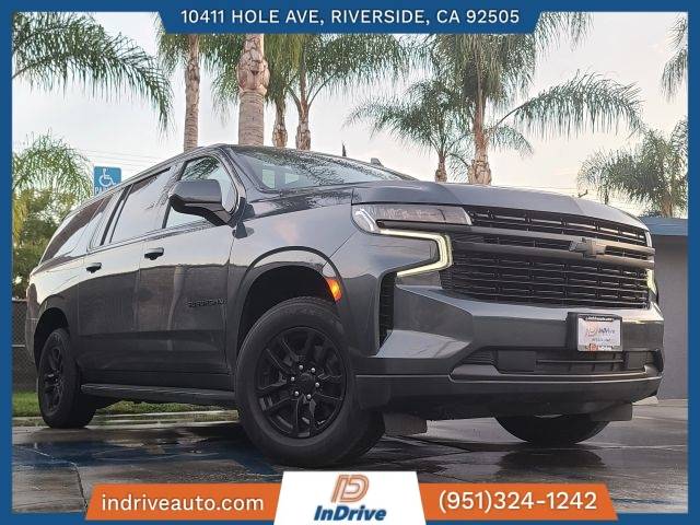 2021 Chevrolet Suburban LT 4WD photo