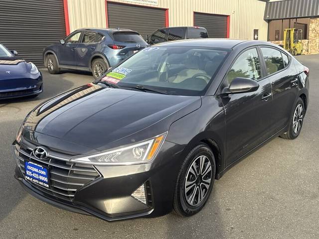 2020 Hyundai Elantra SE FWD photo