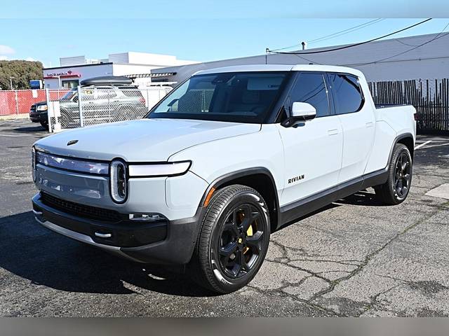 2022 Rivian R1T Adventure Package AWD photo