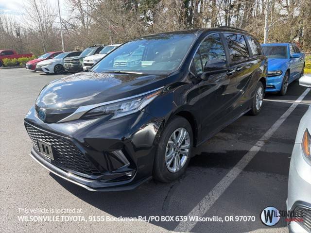 2022 Toyota Sienna XSE AWD photo