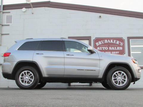 2018 Jeep Grand Cherokee Laredo E 4WD photo