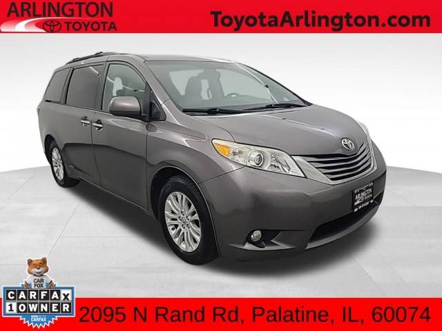 2015 Toyota Sienna XLE FWD photo