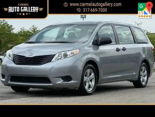 2017 Toyota Sienna L FWD photo
