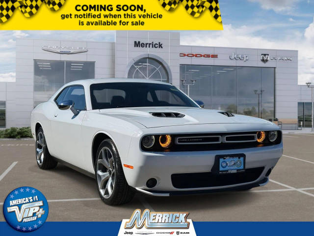 2015 Dodge Challenger SXT Plus RWD photo