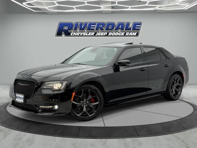 2023 Chrysler 300 300S RWD photo