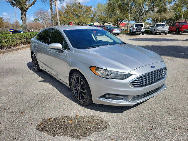 2018 Ford Fusion SE FWD photo