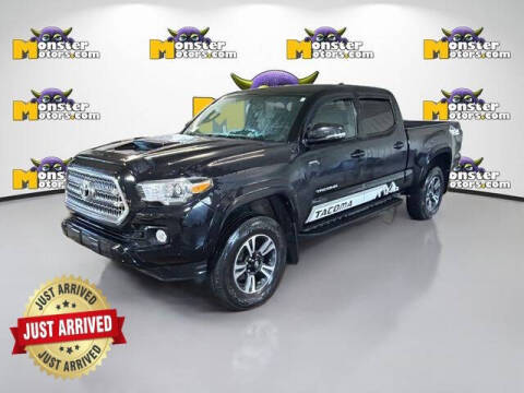 2017 Toyota Tacoma  4WD photo