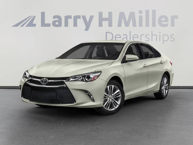 2016 Toyota Camry LE FWD photo
