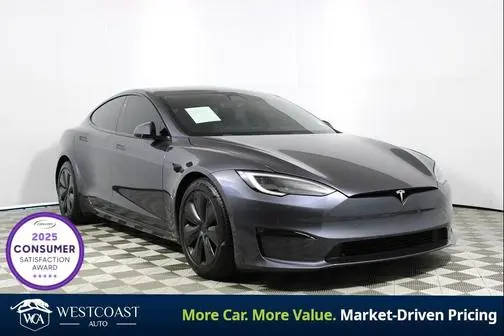 2022 Tesla Model S Plaid AWD photo
