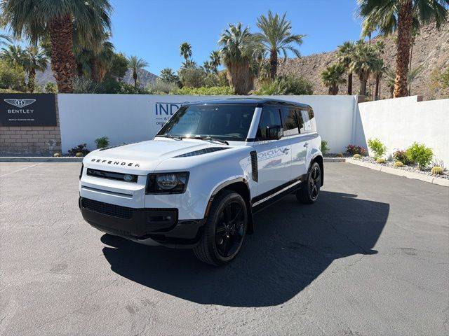 2023 Land Rover Defender 110 V8 AWD photo