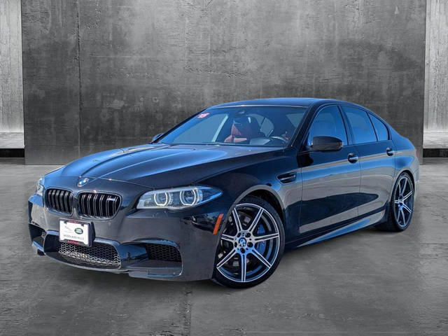 2015 BMW M5  RWD photo