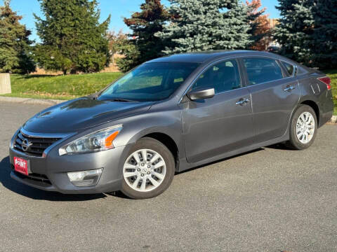 2015 Nissan Altima 2.5 S FWD photo
