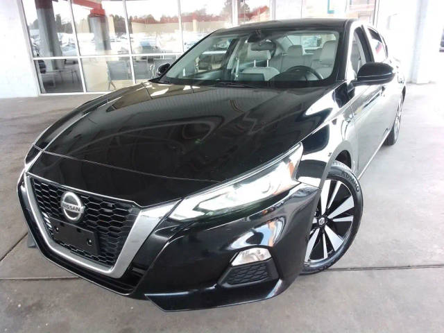 2022 Nissan Altima 2.5 SV FWD photo